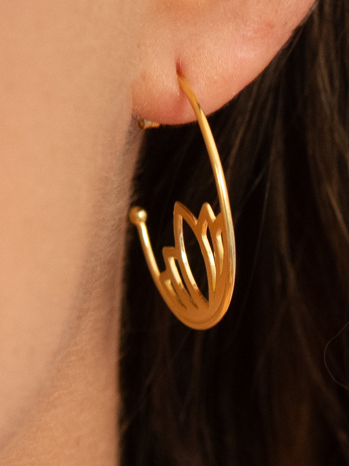 Lotus Hoops