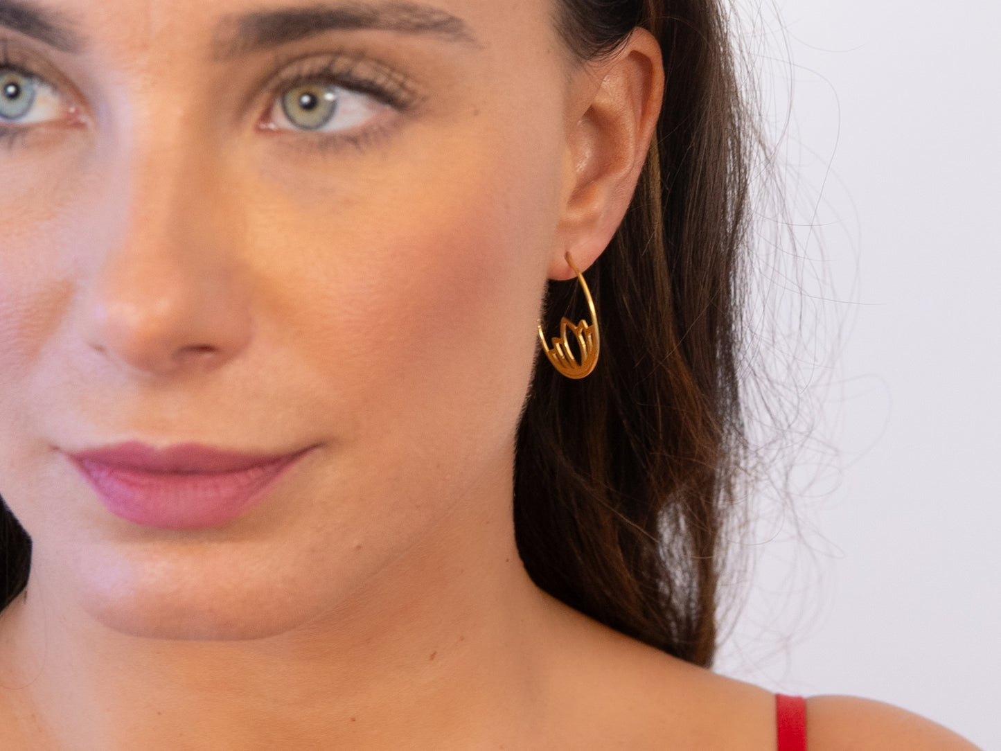 Lotus Hoops