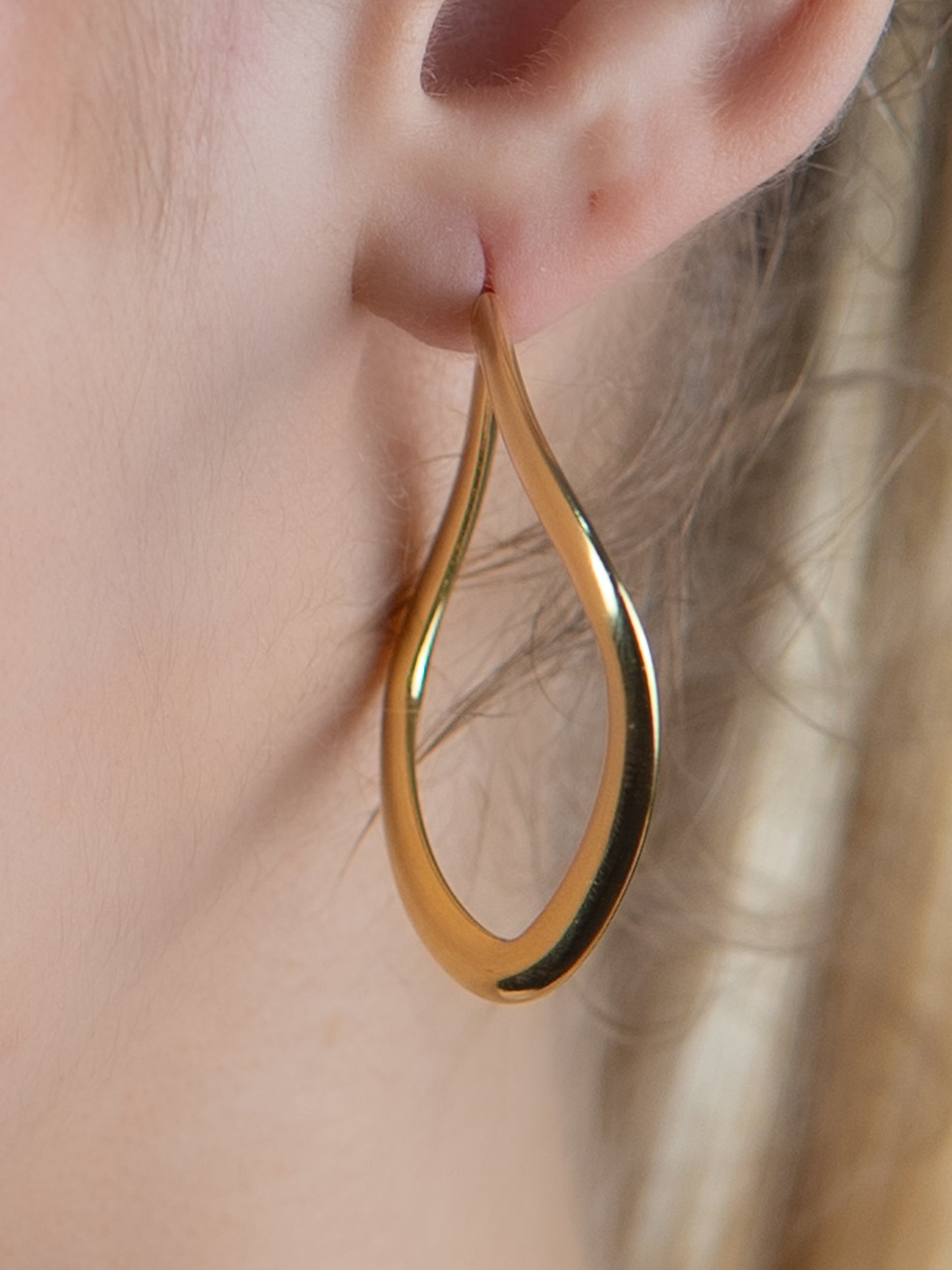 Abstract Rectangle Hoops