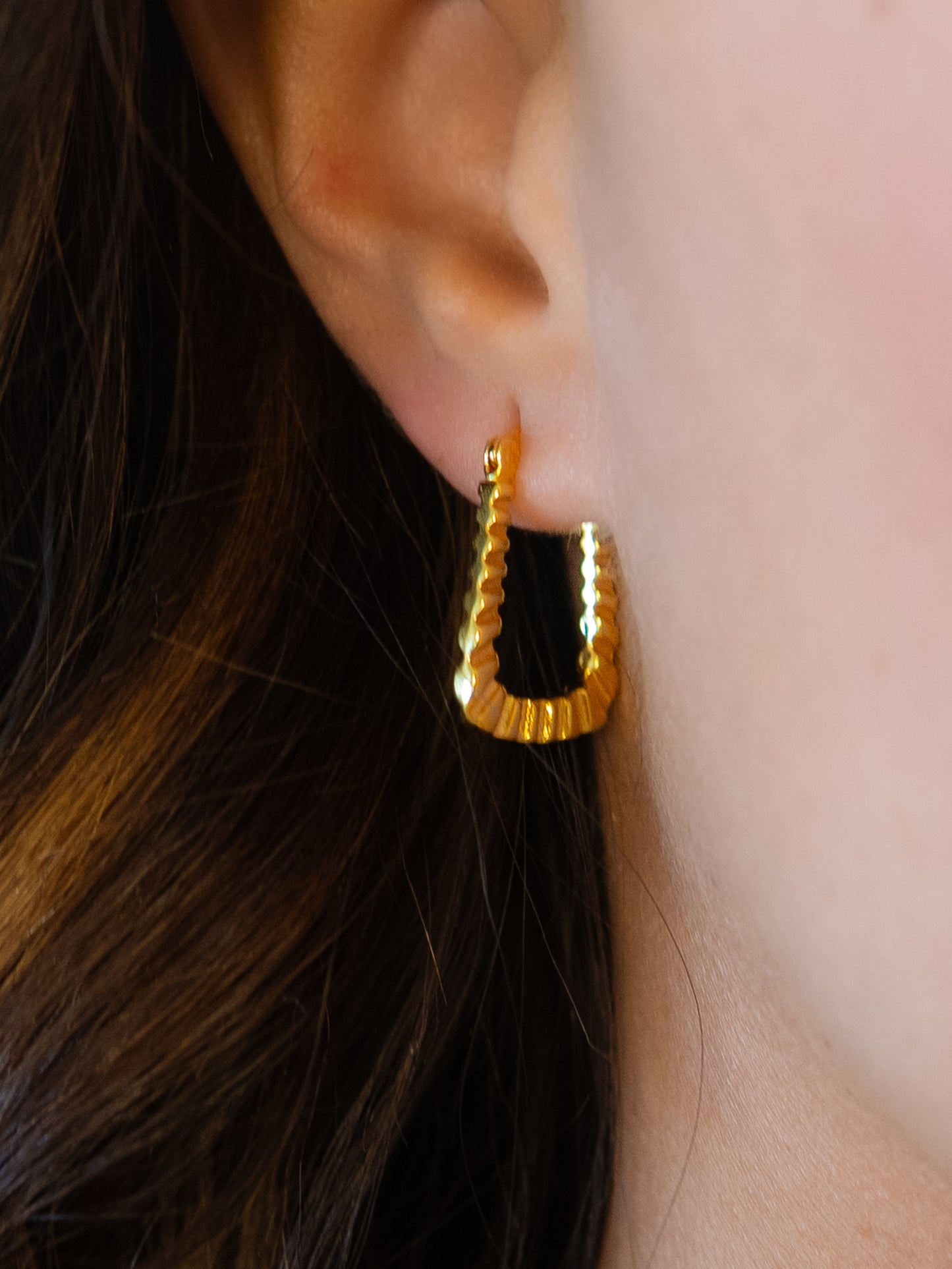 Engraved Rectangle Hoops